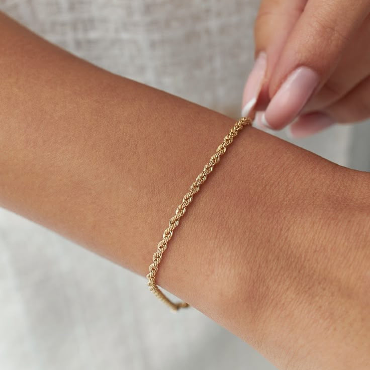 TwistedBracelet