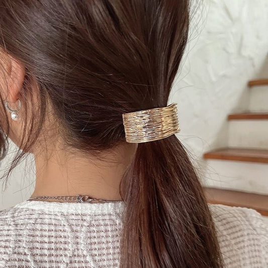 GoldenHairTie