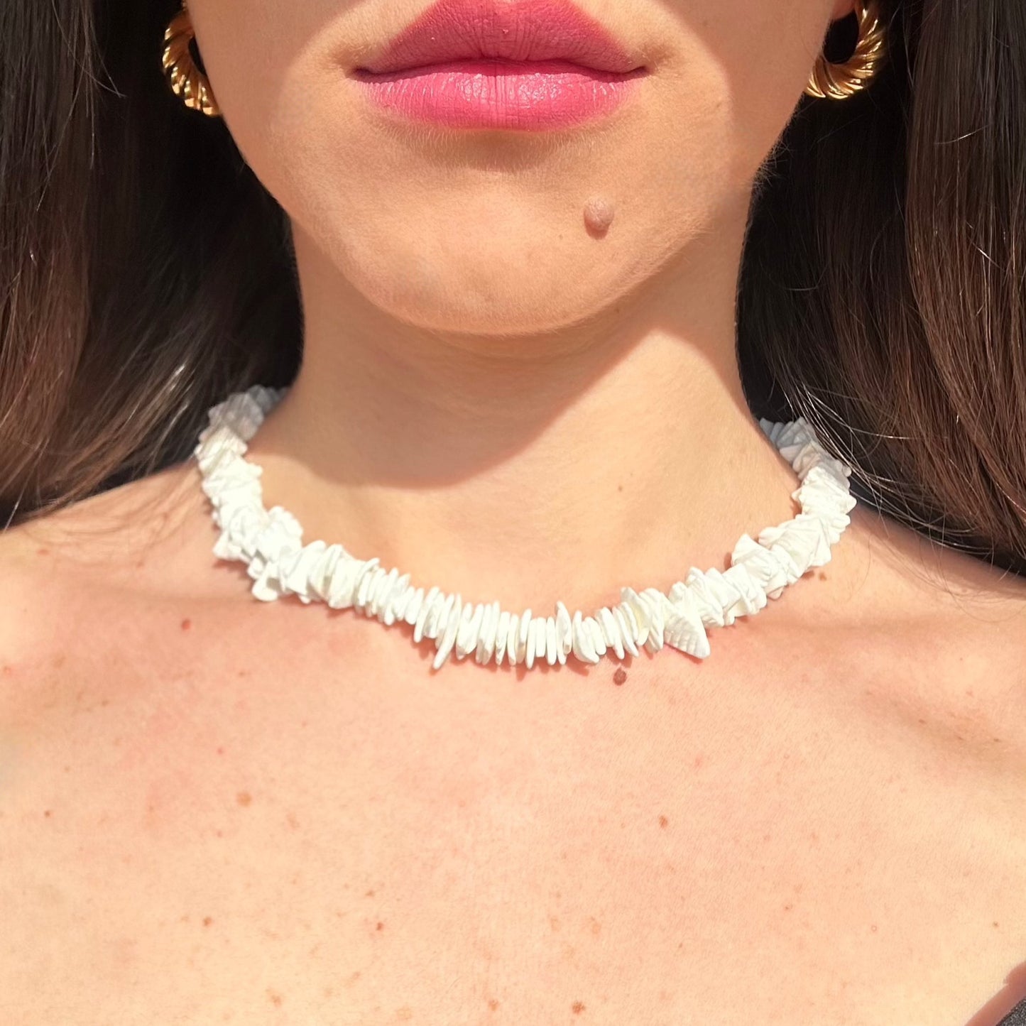 White Stony Chocker Necklace